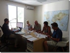 bij de notaris Bouysset